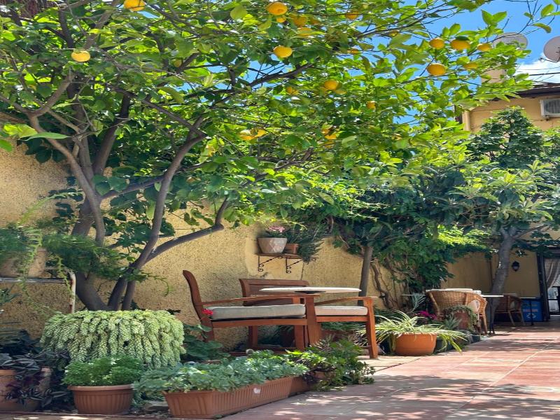 Villa Danlin Hotel image