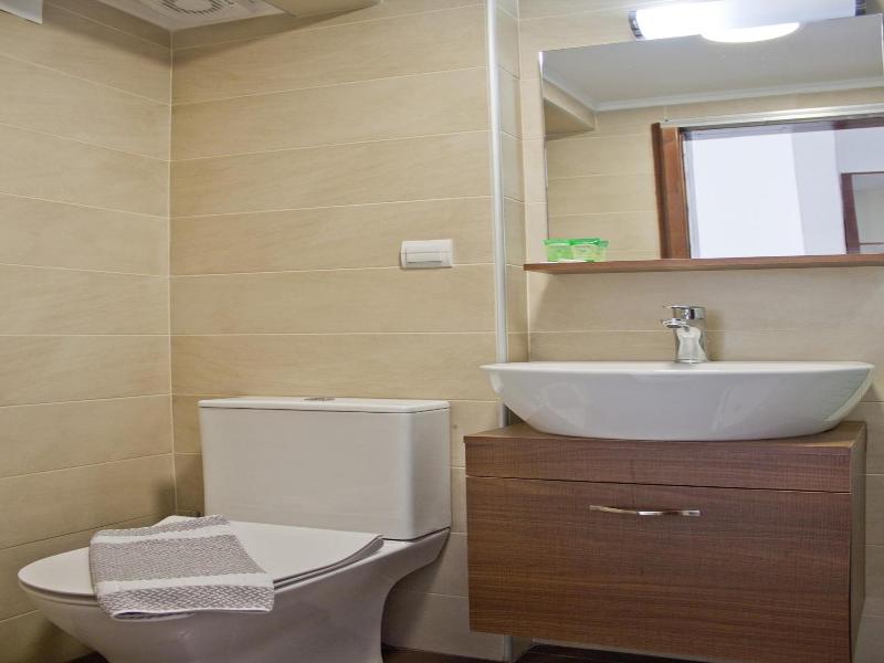 Danaos Hotel image