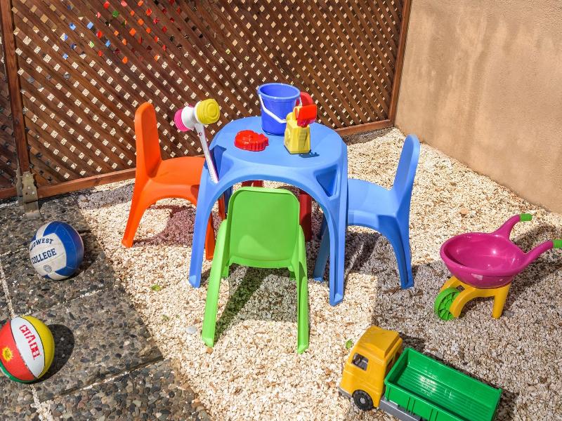 Aloe Apartments & Studios image