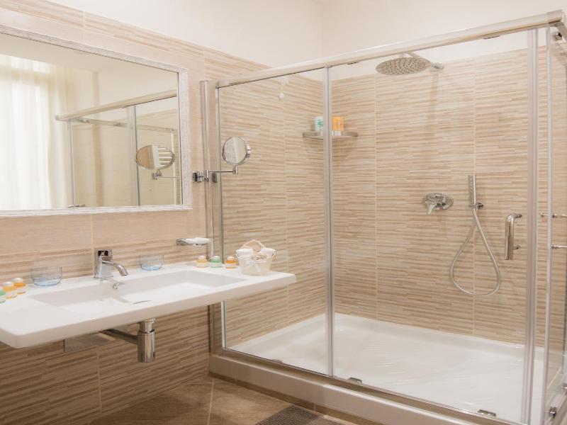 Hotel Esposizione image