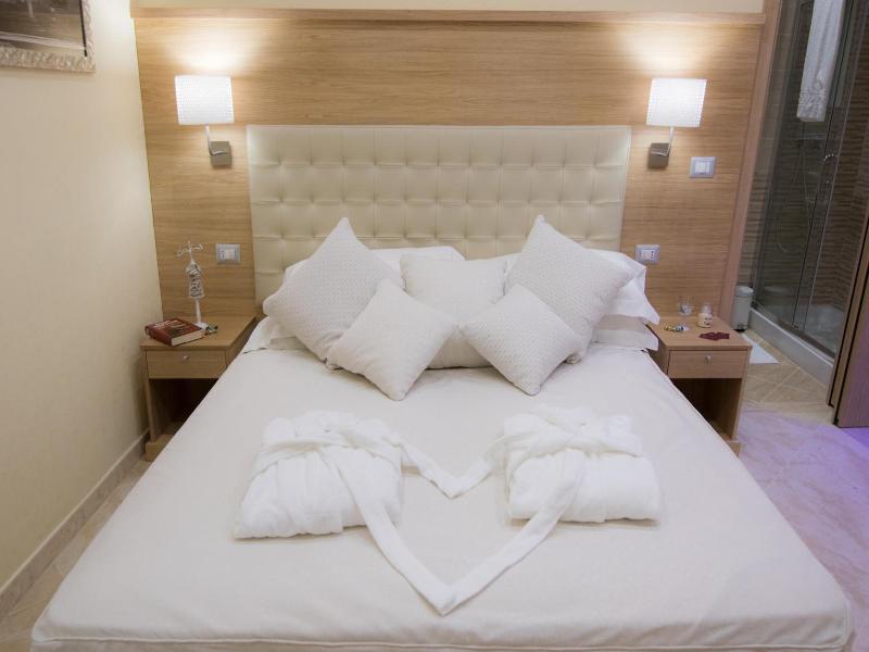 Hotel Esposizione image