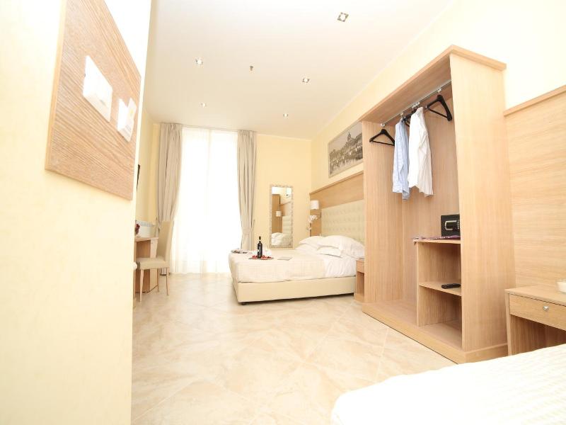 Hotel Esposizione image