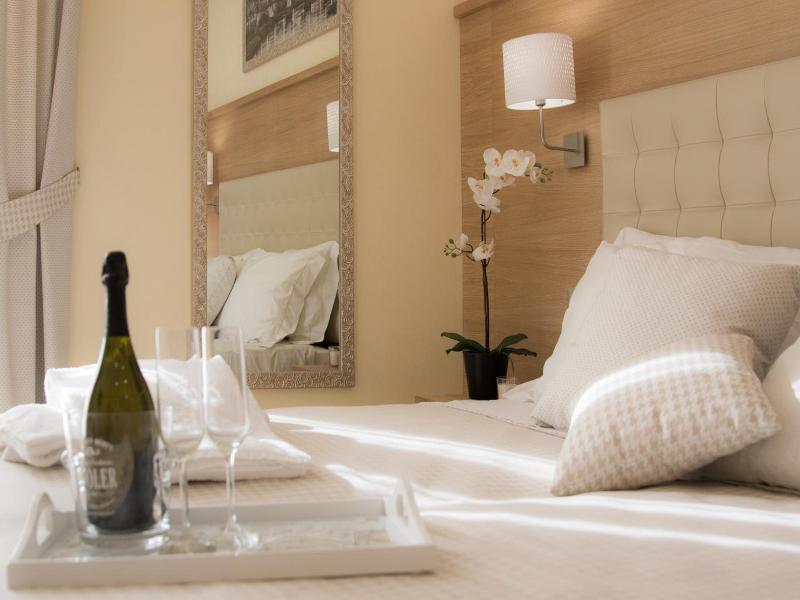 Hotel Esposizione image