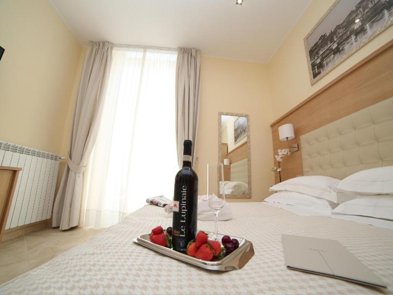 Hotel Esposizione image