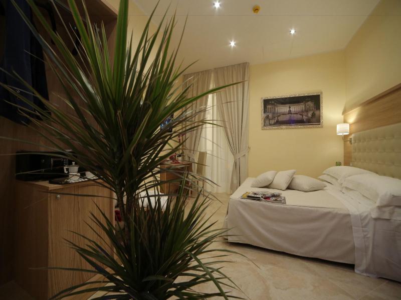 Hotel Esposizione image