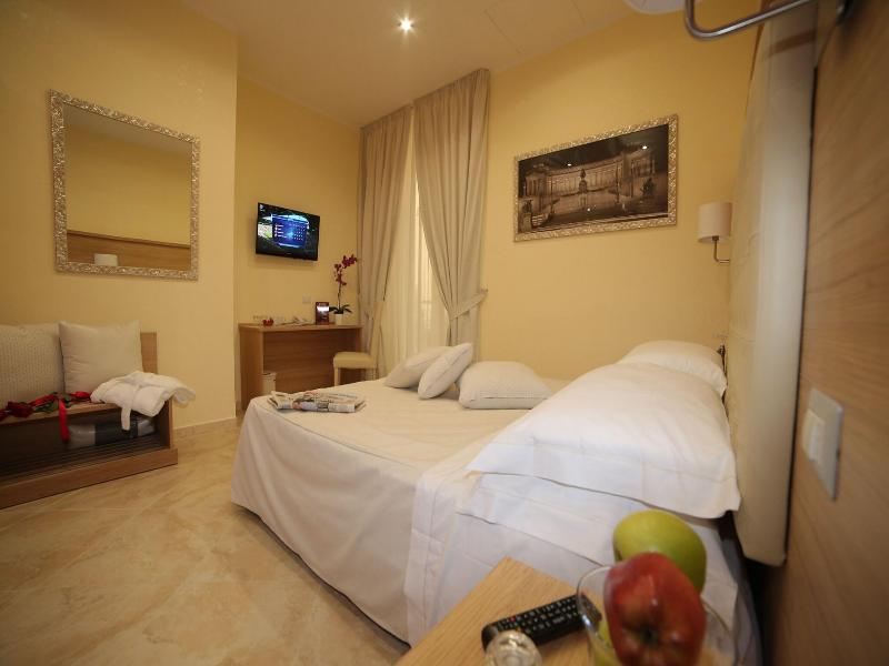 Hotel Esposizione image