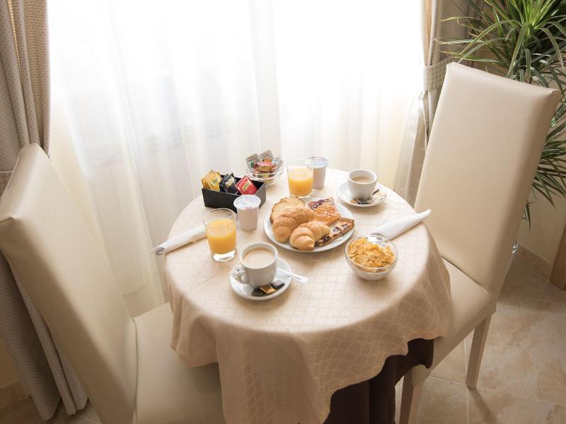 Hotel Esposizione image