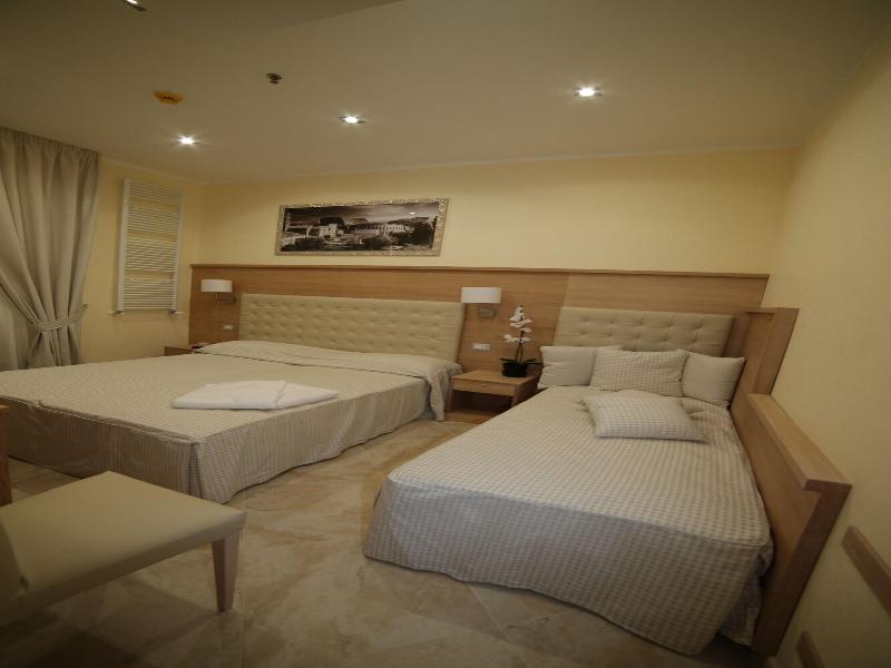 Hotel Esposizione image