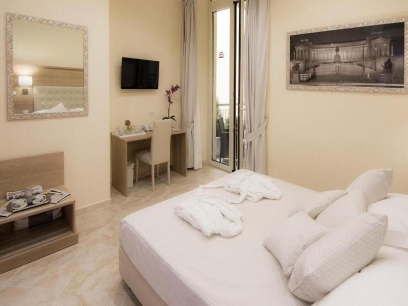 Hotel Esposizione image