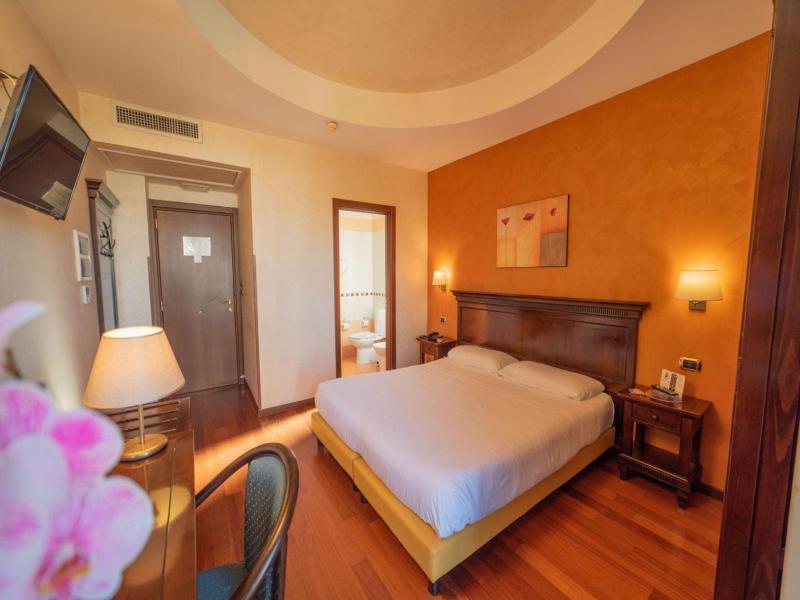 Hotel Teocrito image