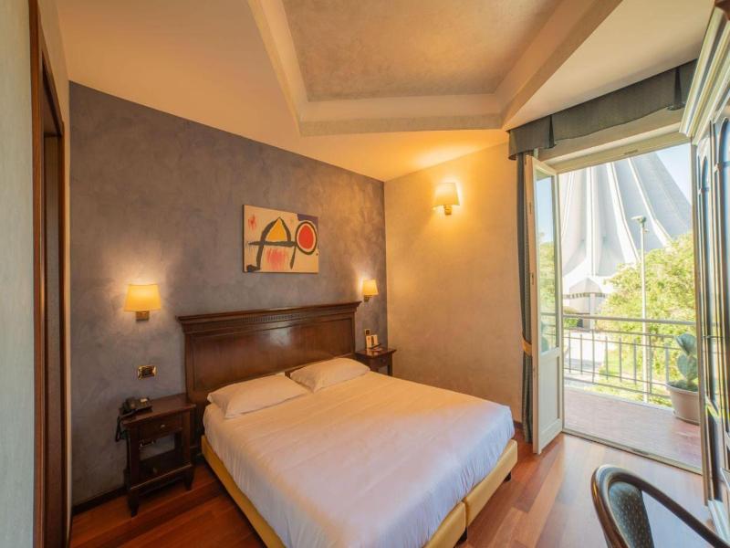 Hotel Teocrito image