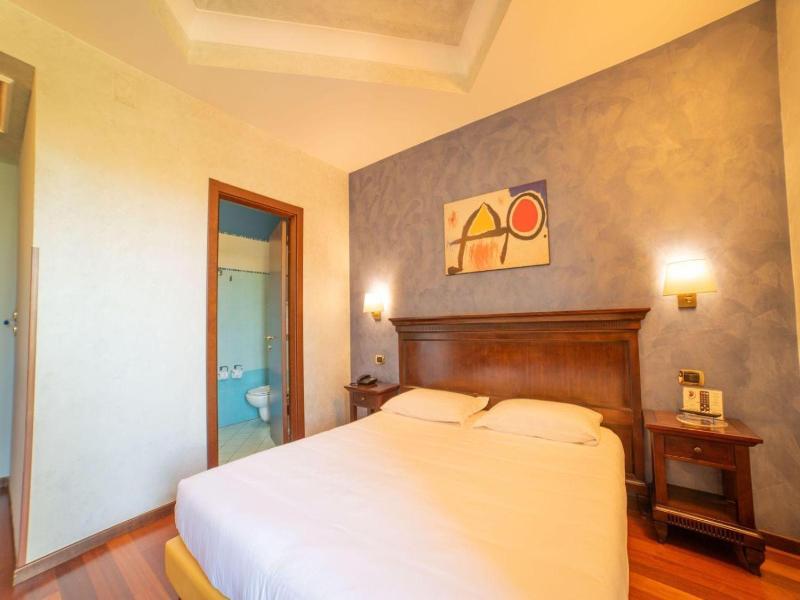 Hotel Teocrito image