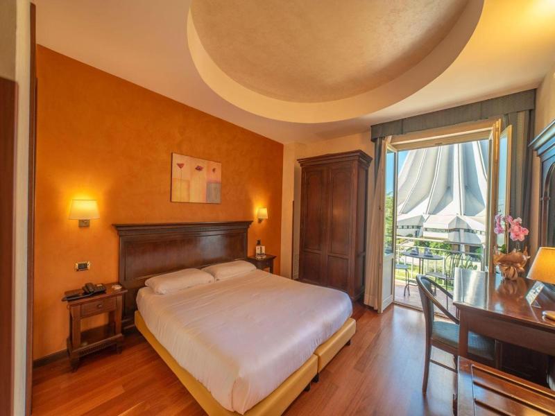 Hotel Teocrito image