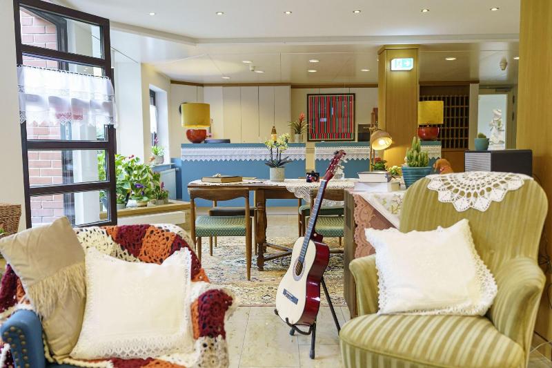 Tante Alma's Bonner Hotel image