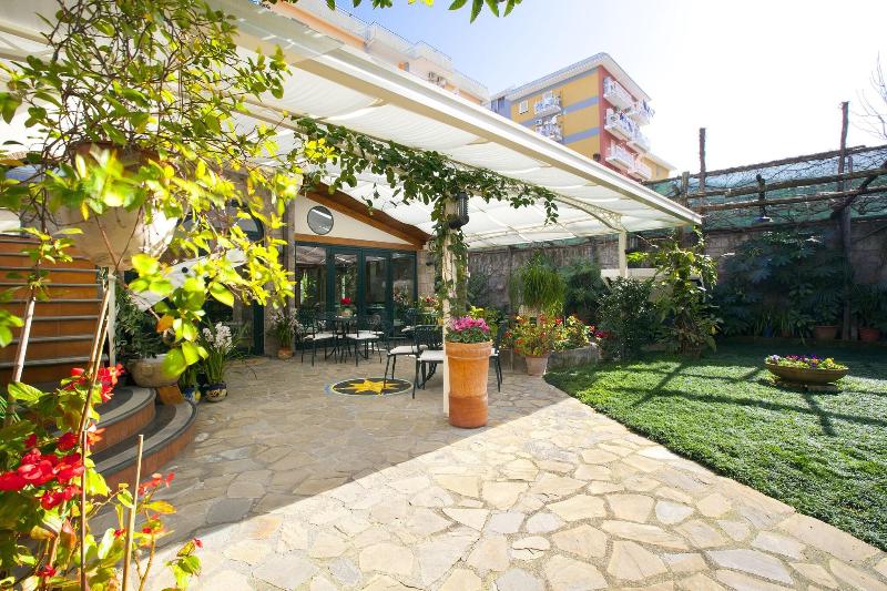 Villa Angiolina Relais image