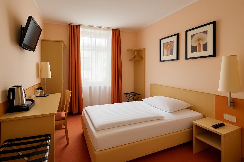 Atomis Hotel Dusseldorf City image