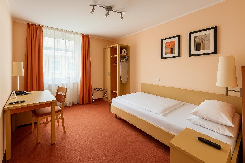 Atomis Hotel Dusseldorf City image