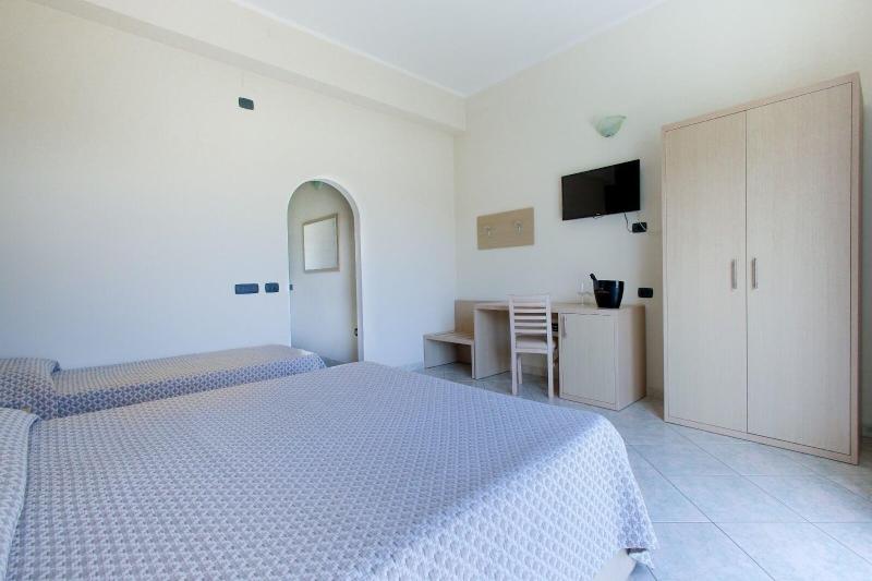 Hotel Tourist image