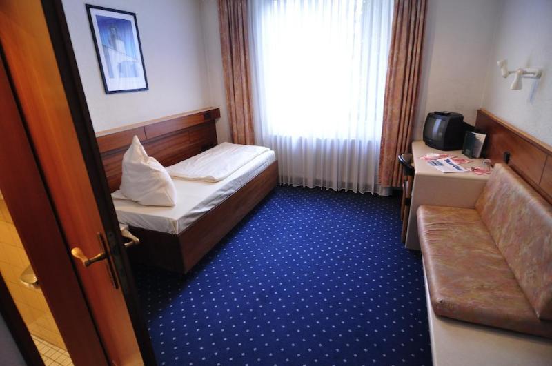 FF&E City Hotel Saarbrucken image