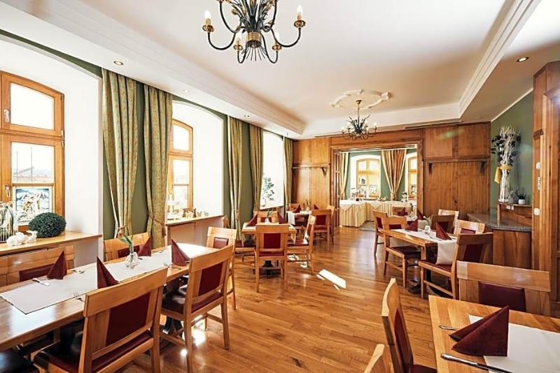 Hotel & Restaurant Waldschloss image