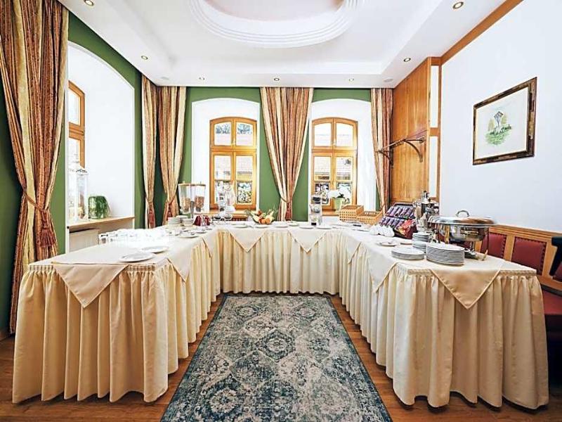 Hotel & Restaurant Waldschloss image