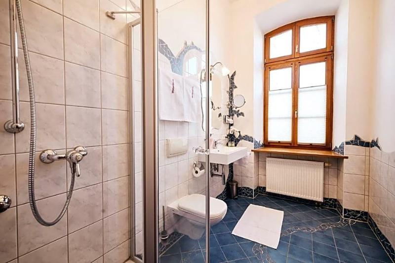 Hotel & Restaurant Waldschloss image