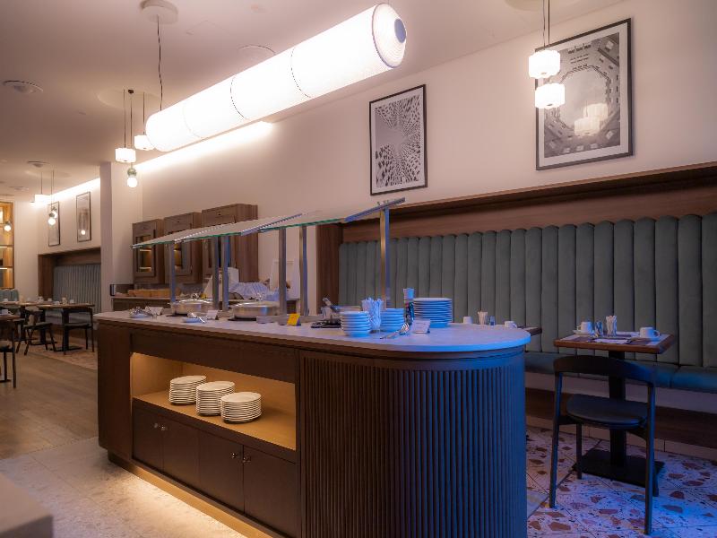 Hotel Bleibtreu Berlin by Golden Tulip image