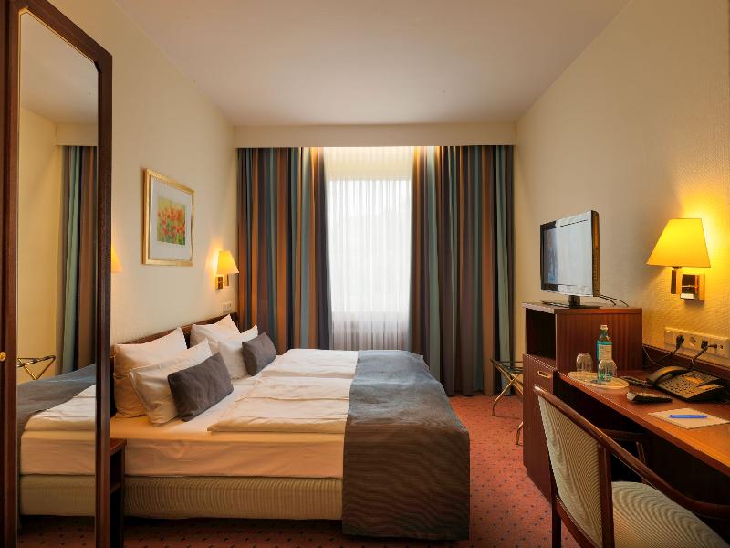 Trip Inn Hotel Esplanade image