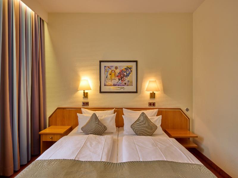 Trip Inn Hotel Esplanade image