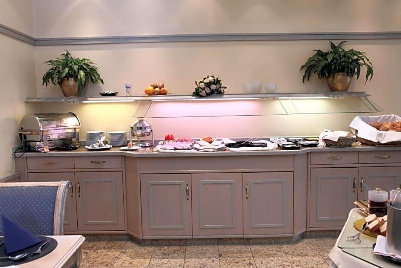 Hotel Ambiente image