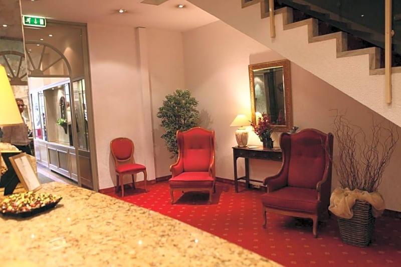 Hotel Ambiente image