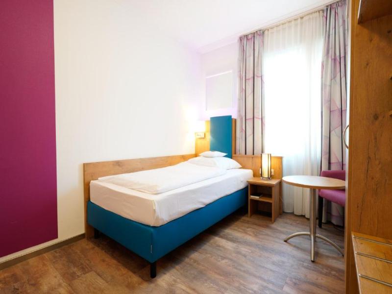 Hotel Bayerischer Hof image