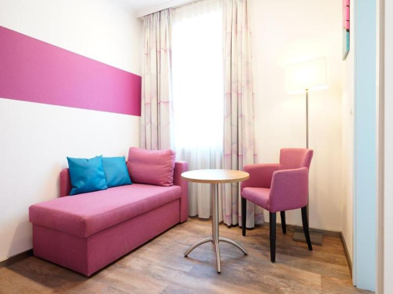 Hotel Bayerischer Hof image