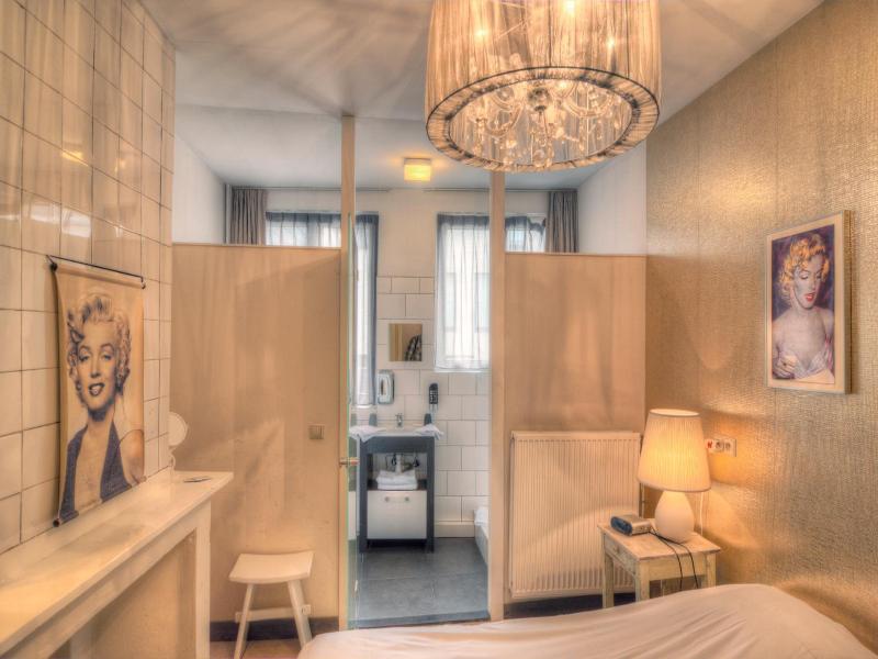 Urban Dreams Bed And Breakfast image