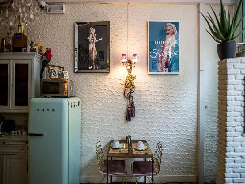 Urban Dreams Bed And Breakfast image