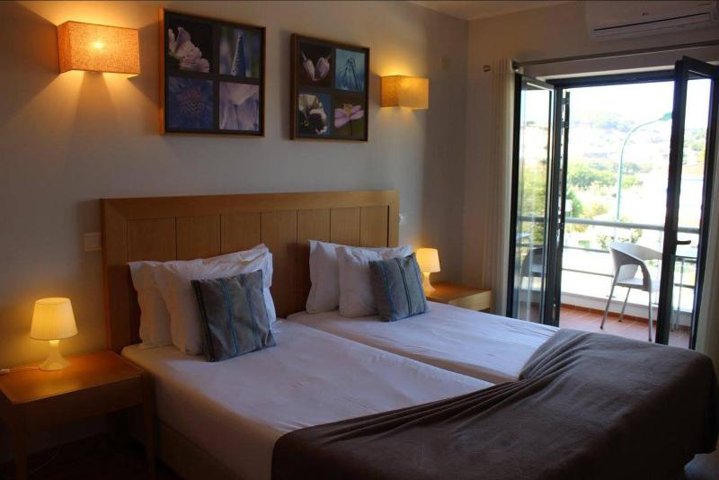 Vicentina Hotel image