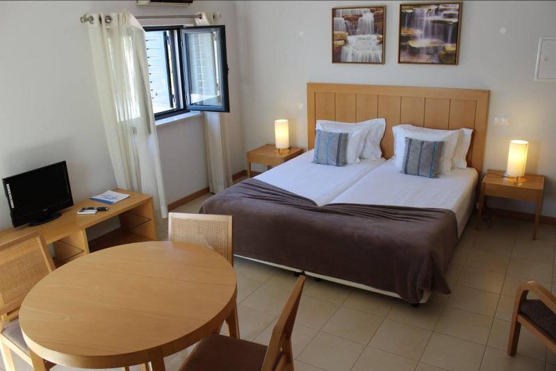 Vicentina Hotel image