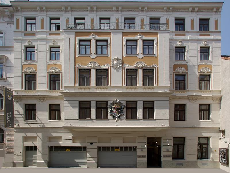 Hotel Zipser image