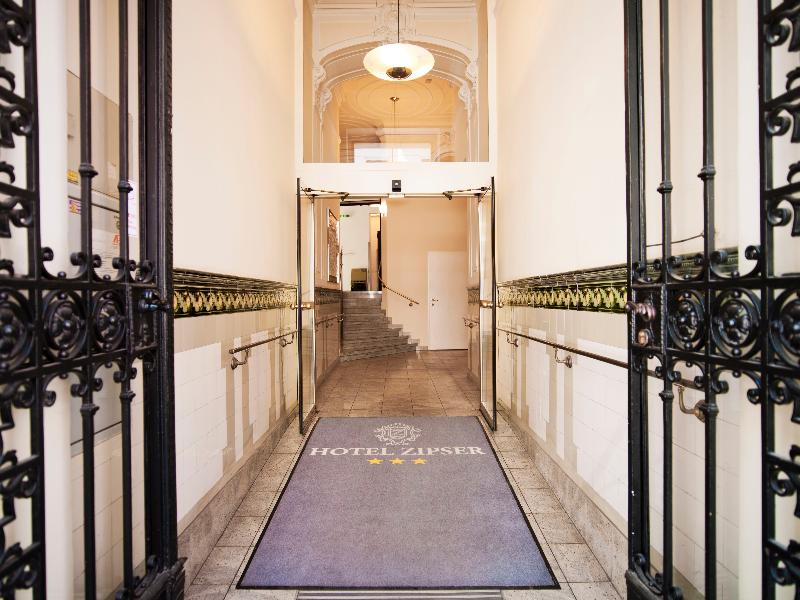 Hotel Zipser image