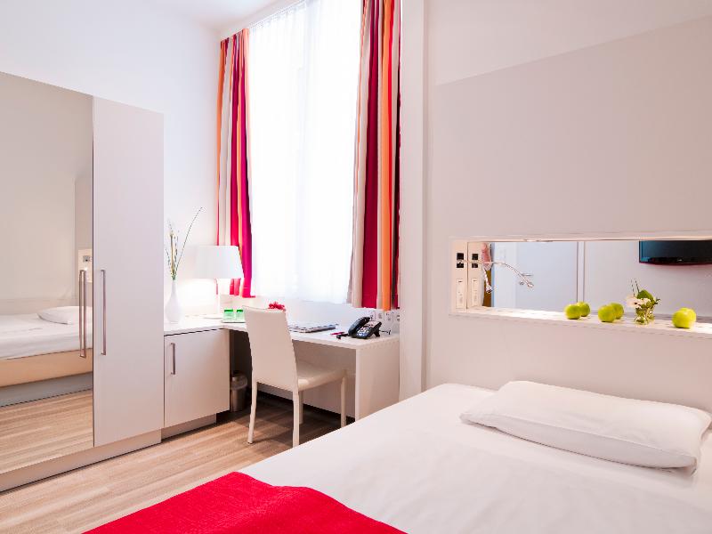 Hotel Zipser image