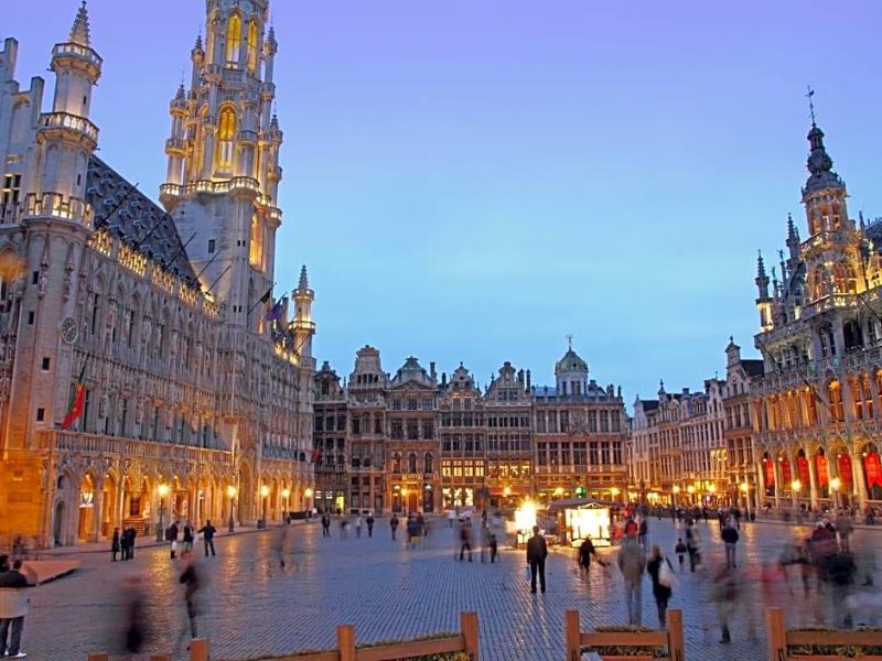 Hotel Du Parlement image