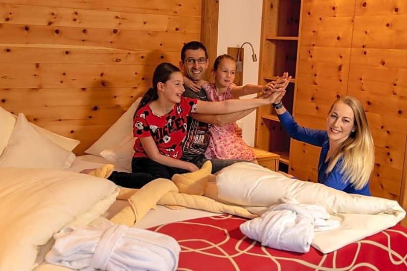 Sport- Und Familienhotel Klausen image