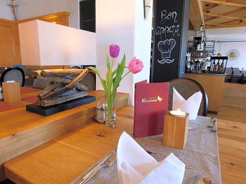 Sport- Und Familienhotel Klausen image