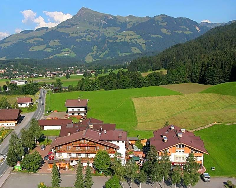 Sport- Und Familienhotel Klausen image