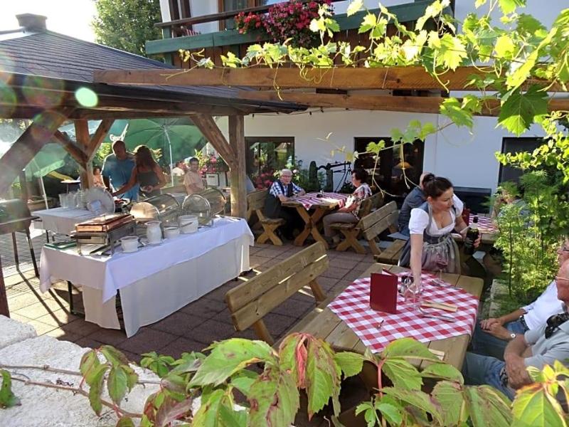 Sport- Und Familienhotel Klausen image