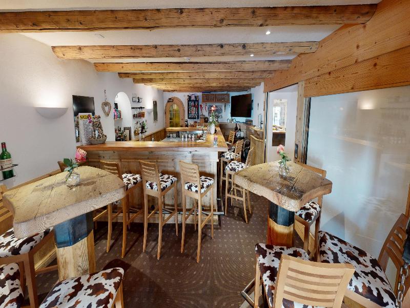 Schweizerhaus Swiss Quality Hotel image