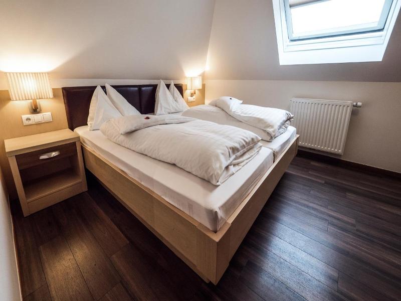 Hotel Guter Hirte image