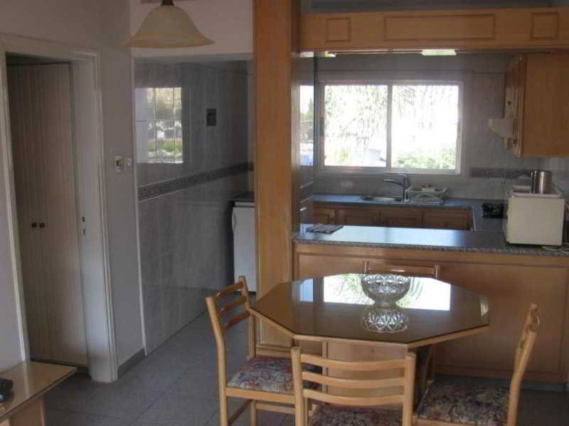 Tsialis Hotel Apts image