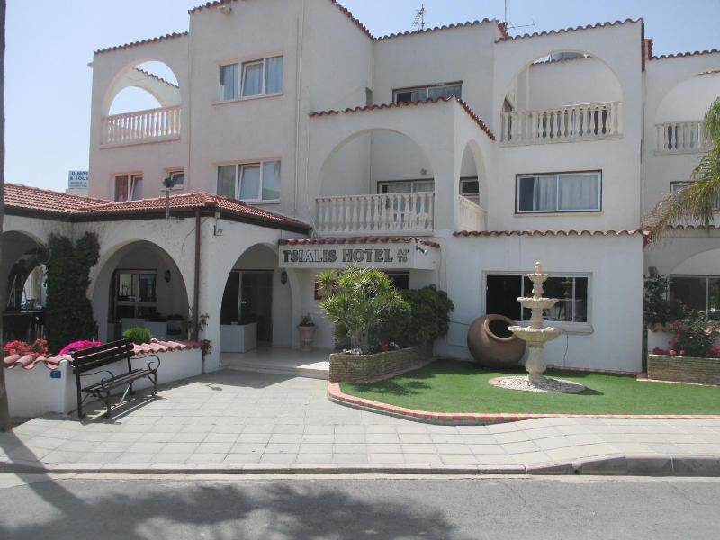 Tsialis Hotel Apts image