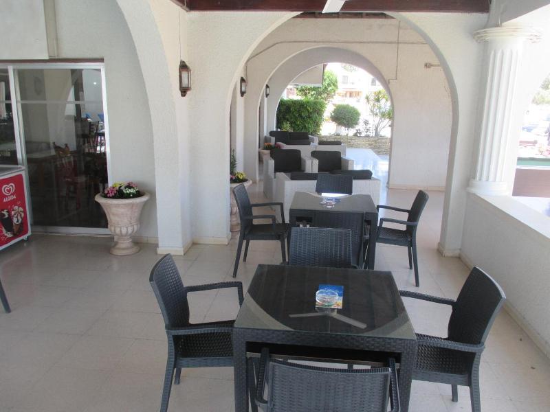 Tsialis Hotel Apts image